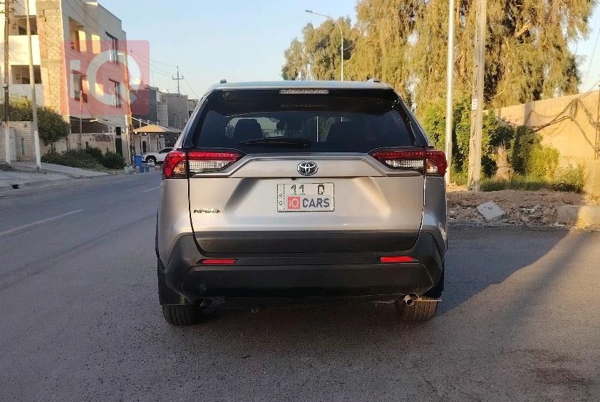 تويوتا راف 4